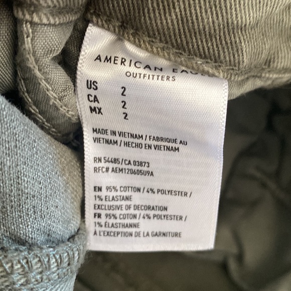 (A5) American Eagle Green Mom Paperbag Shorts Tied Waist Stretch, Size 2, NWT - Picture 6 of 6